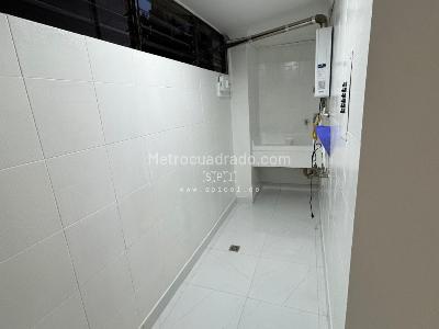 Apartamento de 3 alcobas en venta en La Florida, Medellín, 109 m² · foto 9 de 19