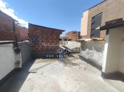 Casa de 4 alcobas en arriendo en Manila, Medellín, 350 m² · foto 12 de 12