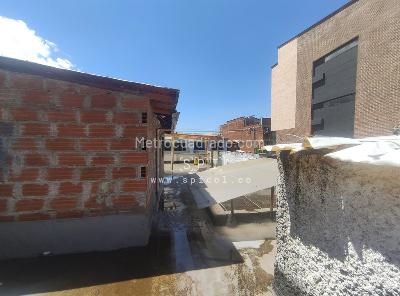 Casa de 4 alcobas en arriendo en Manila, Medellín, 350 m² · foto 9 de 12