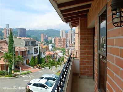 Casa de 4 alcobas en venta en Aves Maria, Sabaneta, 217 m² · foto 12 de 17