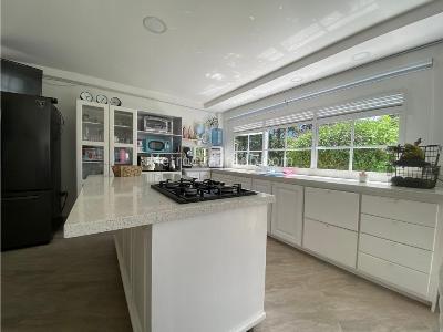 Casa de 4 alcobas en venta en La Estrella, Medellín, 540 m² · foto 7 de 20