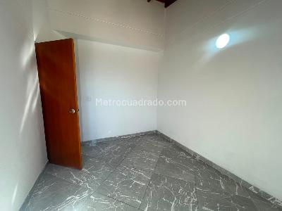Apartamento de 4 alcobas en arriendo en La Castellana, Medellín, 84 m² · foto 10 de 20