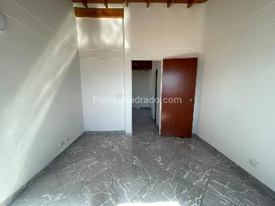 Apartamento de 4 alcobas en arriendo en La Castellana, Medellín, 84 m² · foto 20 de 20