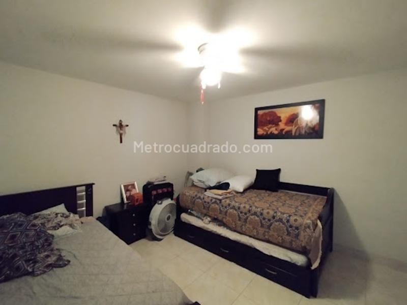 Apartamento Amplio de 3 Alcobas en el Centro de Medellín - 6