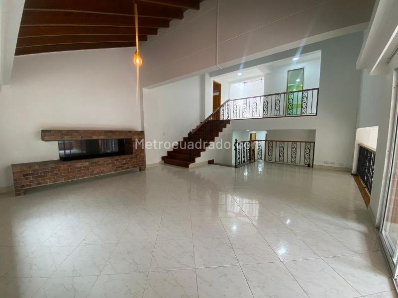 3BR Duplex House for Rent in San Lucas El Poblado - 3