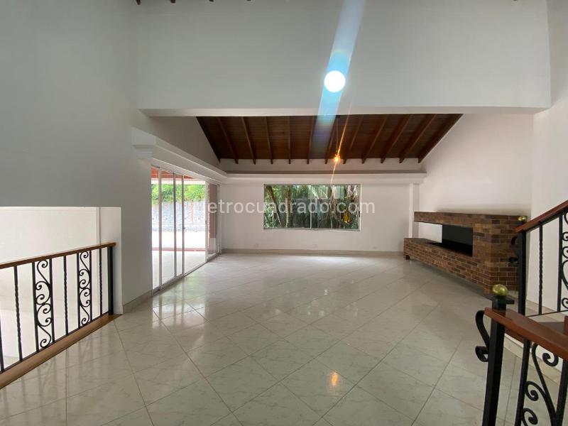 3BR Duplex House for Rent in San Lucas El Poblado - 4