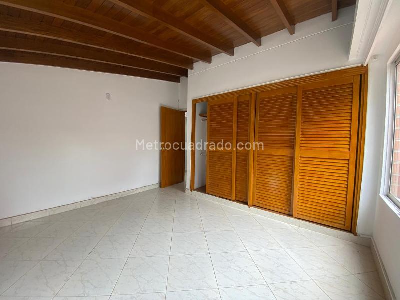 3BR Duplex House for Rent in San Lucas El Poblado - 6