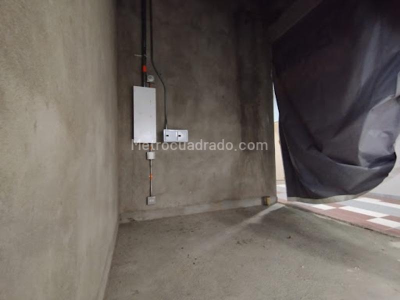 Local Comercial en Arriendo, Niquia, Bello - Więcej