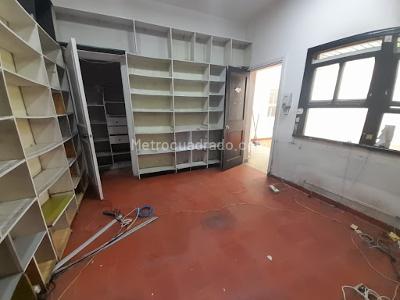Casa de 5 alcobas en arriendo en Villa Nueva, Medellín, 310 m² · foto 20 de 20