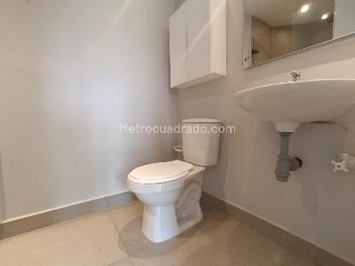 Apartamento de 3 alcobas en arriendo en San Lucas, Medellín, 370 m² · foto 6 de 20