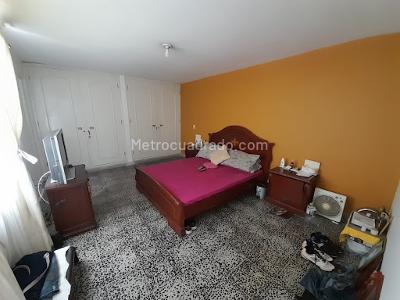 Casa de 5 alcobas en arriendo en Florida Nueva, Medellín, 375 m² · foto 17 de 20