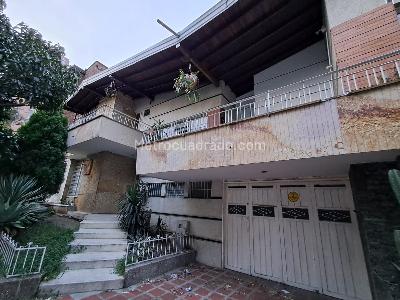House for rent in Calasanz, Medellín
