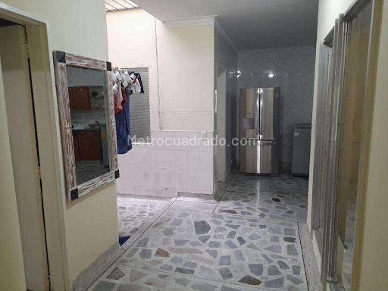 Commercial House with Spacious Areas in Estadio - 4