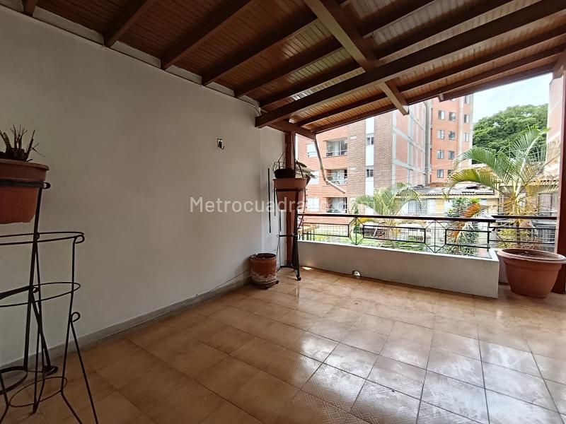 Casa Versátil de 4 Alcobas en La Floresta - 9