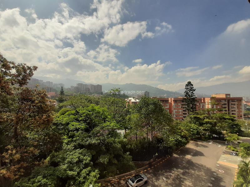 3BR Apartment in Loma Del Escobero Envigado (85 m²)