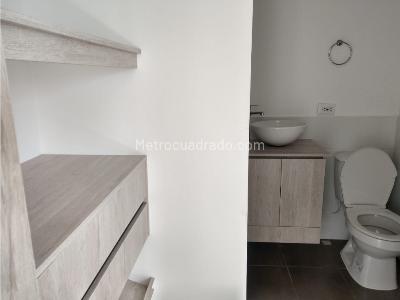 Apartamento de 3 alcobas en venta en Niquia, Medellín, 71 m² · foto 13 de 16