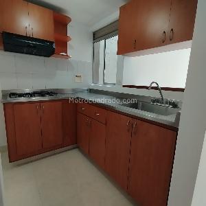 Apartamento de 2 alcobas en arriendo en Castropol, Medellín, 62 m² · foto 10 de 16