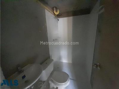 Apartamento de 3 alcobas en venta en El Trapiche, Bello, 68 m² · foto 15 de 16