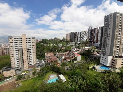Apartment for rent in Camino Verde, Envigado