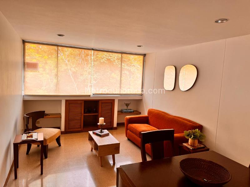 Apartamento Luminoso de 2 Alcobas en Lalinde