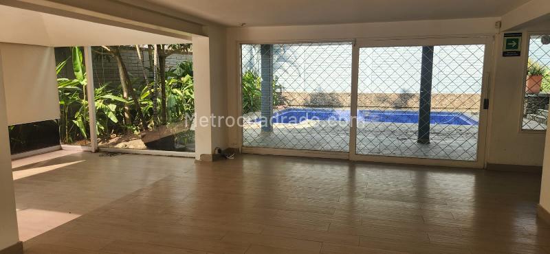 Commercial 5BR House for Rent in San Lucas - 3