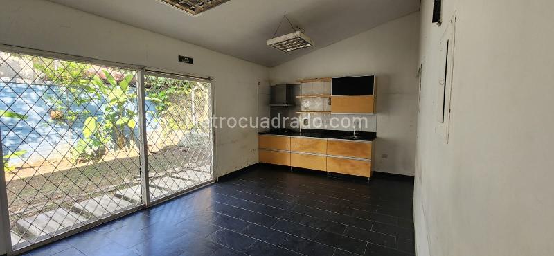 Commercial 5BR House for Rent in San Lucas - 5