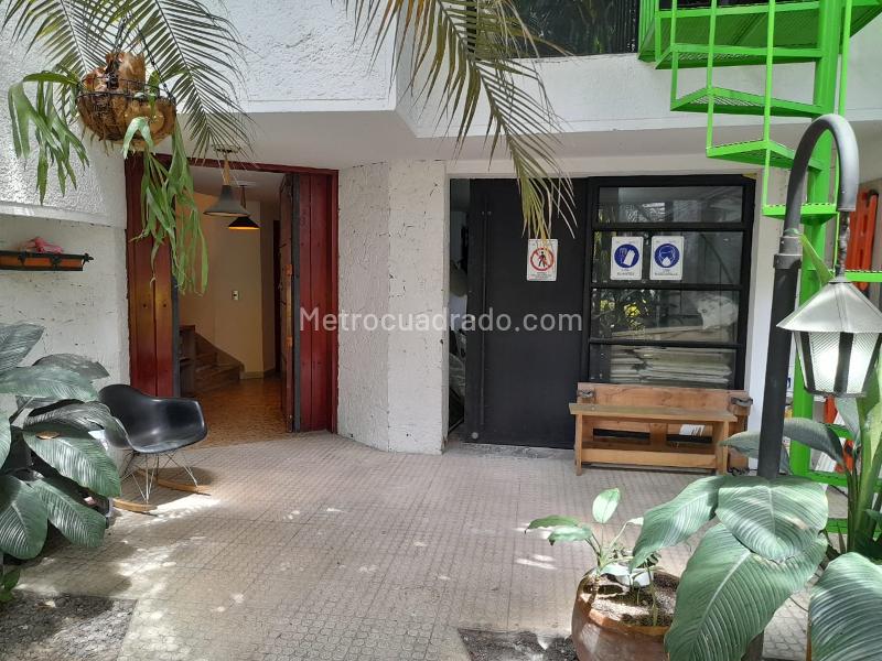 Casa Magnífica de 5 Alcobas en Conquistadores - 4