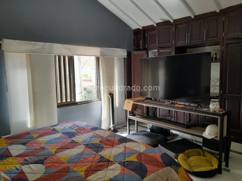 Casa Magnífica de 5 Alcobas en Conquistadores - 7