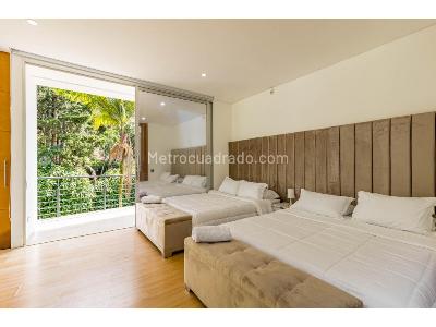 Casa de 5 alcobas en venta en Loma Cola Del Zorro, Medellín, 504 m² · foto 13 de 20