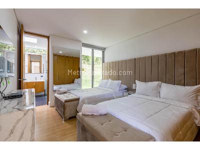 Casa de 5 alcobas en venta en Loma Cola Del Zorro, Medellín, 504 m² · foto 14 de 20