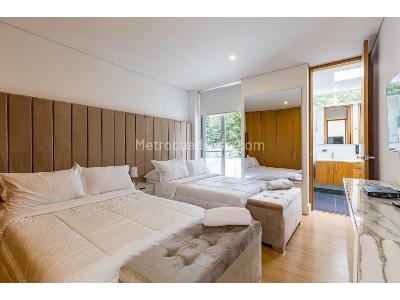 Casa de 5 alcobas en venta en Loma Cola Del Zorro, Medellín, 504 m² · foto 15 de 20