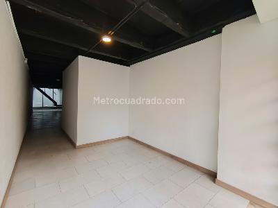 Apartamento de 2 alcobas en arriendo en El Velodromo, Medellín, 90 m² · foto 3 de 17