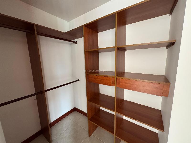 Luxury 3BR Apartment with Scenic Views in Loma De Los Parra - 5