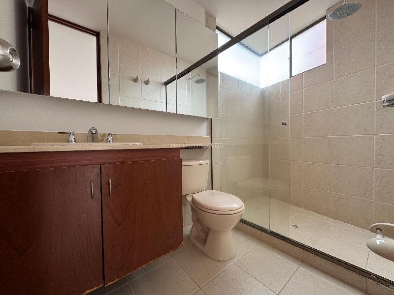 Luxury 3BR Apartment with Scenic Views in Loma De Los Parra - 6