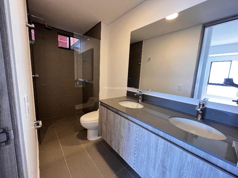 Apartamento moderno de 3 habitaciones en arriendo en Rionegro - 7