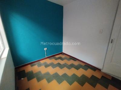 Apartamento de 3 alcobas en arriendo en Conquistadores, Medellín, 130 m² · foto 5 de 14