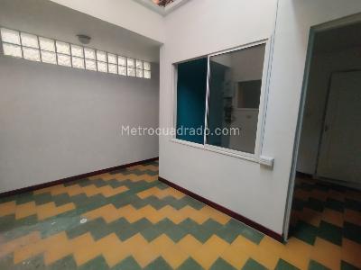 Apartamento de 3 alcobas en arriendo en Conquistadores, Medellín, 130 m² · foto 13 de 14