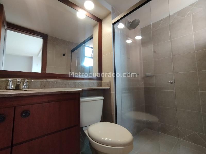 Apartamento de 3 Alcobas cerca al Mall en La Calera - 6