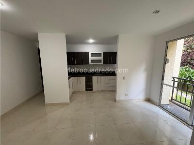 Apartamento en venta en Rodeo Alto, Medellín · foto 2 de 15