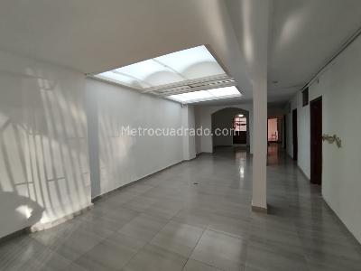 Casa de 4 alcobas en arriendo en Fatima Medellin, Medellín, 160 m² · foto 1 de 17