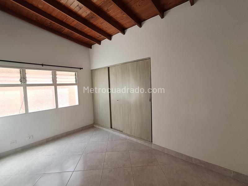 3BR Apartment in Calasanz (160 m²) - 5