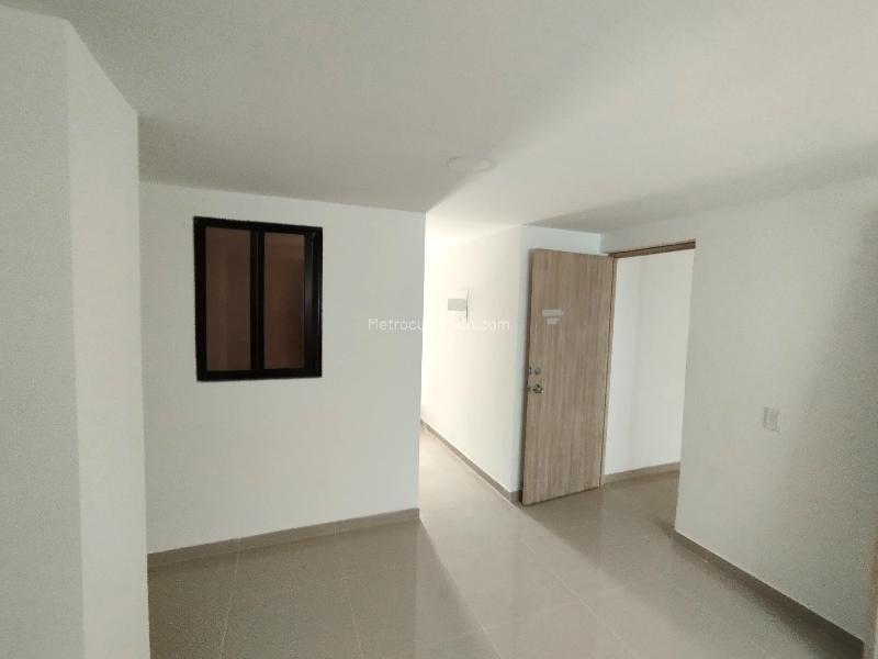 Apartamento Moderno de 2 Alcobas cerca a Vías Principales en Laureles - 4