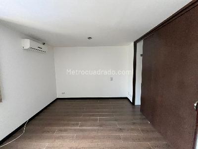 Apartamento de 3 alcobas en arriendo en El Portal, Envigado, 110 m² · foto 2 de 13