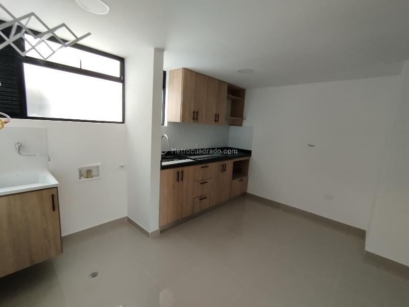 Apartamento de Diseño Moderno de 2 Alcobas en Laureles, Medellín
