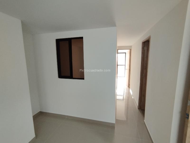 Apartamento de Diseño Moderno de 2 Alcobas en Laureles, Medellín - 3
