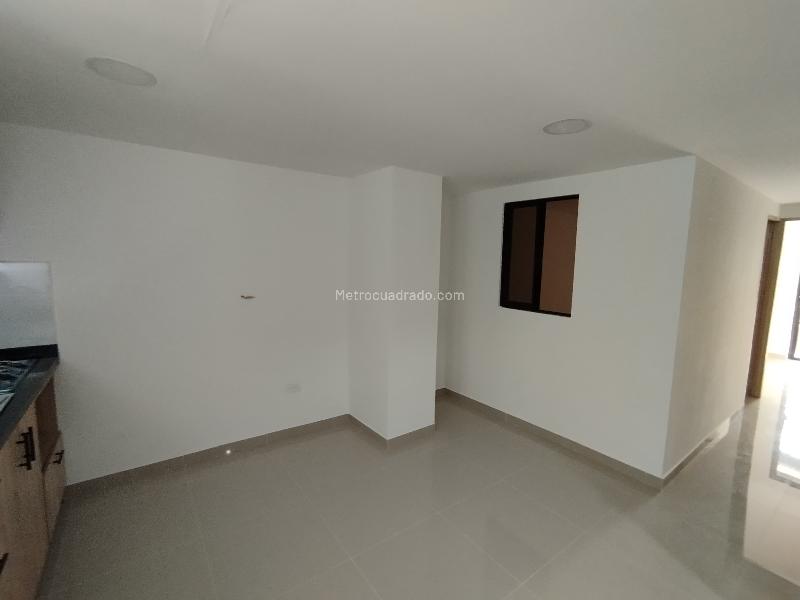 Apartamento de Diseño Moderno de 2 Alcobas en Laureles, Medellín - 4