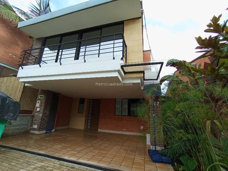 Casa – Envigado, Urbanización Barichara, Valle de Aburrá - Vista 2