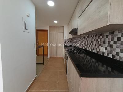 Apartamento de 2 alcobas en arriendo en Las Lomas, Medellín, 70 m² · foto 4 de 20