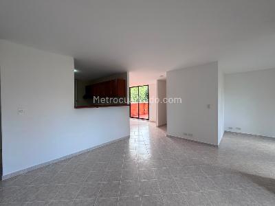 Apartamento de 3 alcobas en arriendo en El Portal, Envigado, 157 m² · foto 2 de 20