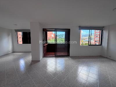 Apartamento de 3 alcobas en arriendo en El Portal, Envigado, 157 m² · foto 3 de 20